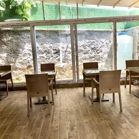 White Island Boutique Otel Adalar Bagian luar foto