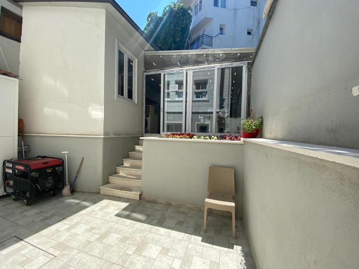 White Island Boutique Otel Adalar Bagian luar foto