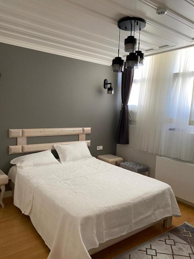 White Island Boutique Otel Adalar Bagian luar foto